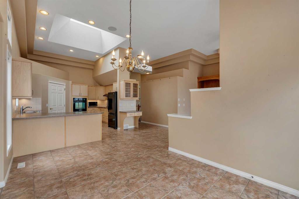 56 Royal Abbey Rise NW