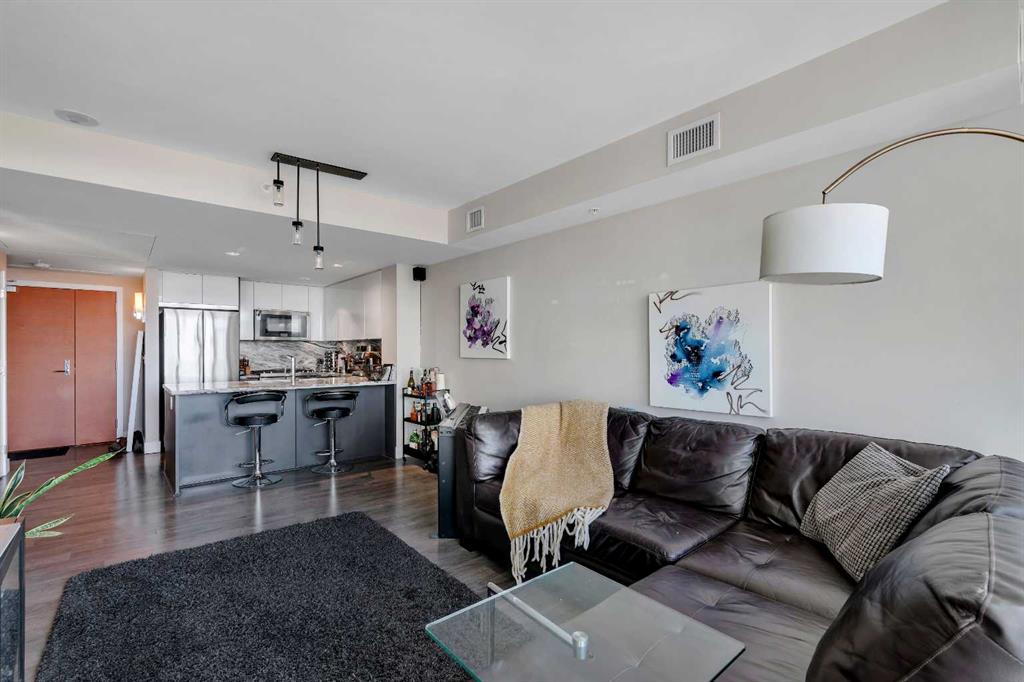 510 6 Avenue SE Unit: 2307