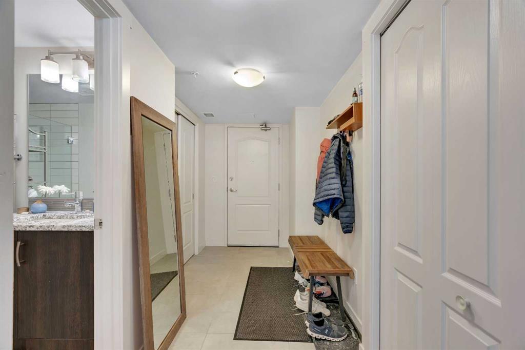 303 13 Avenue SW Unit: 1402