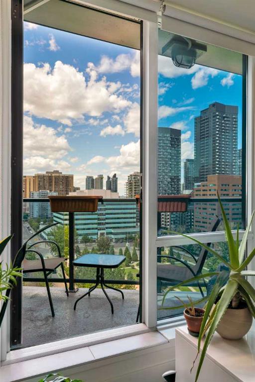 303 13 Avenue SW Unit: 1402