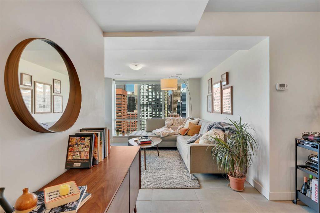 303 13 Avenue SW Unit: 1402