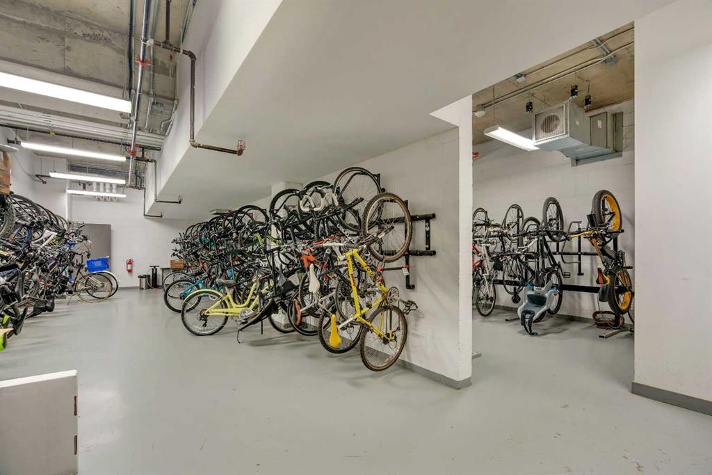 303 13 Avenue SW Unit: 1402