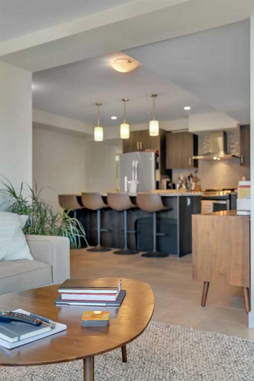 303 13 Avenue SW Unit: 1402