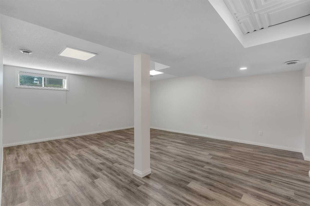 220 Cimarron Court