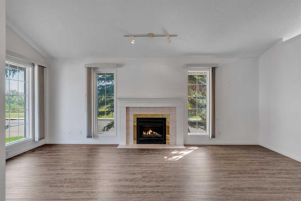 220 Cimarron Court