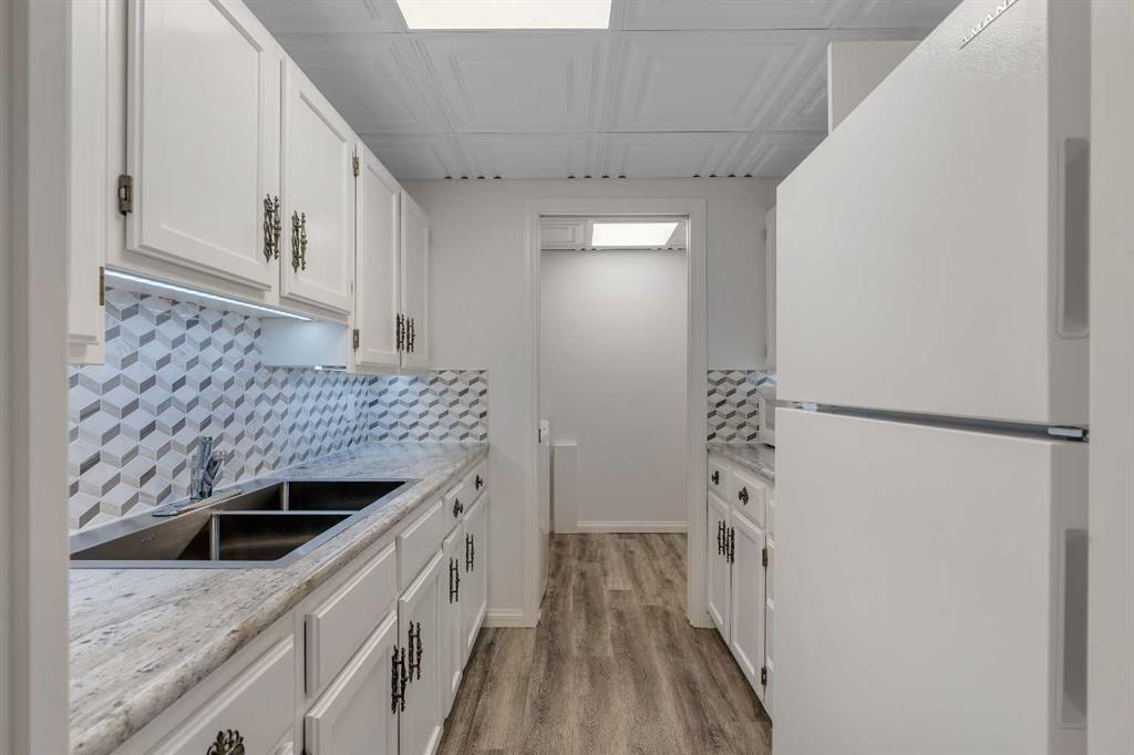 220 Cimarron Court