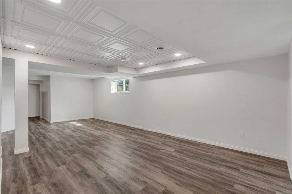 220 Cimarron Court