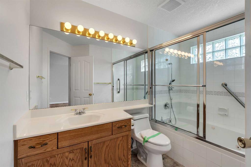 220 Cimarron Court