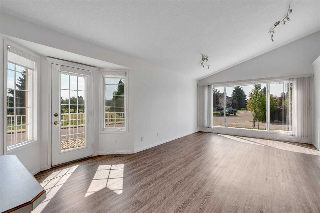220 Cimarron Court