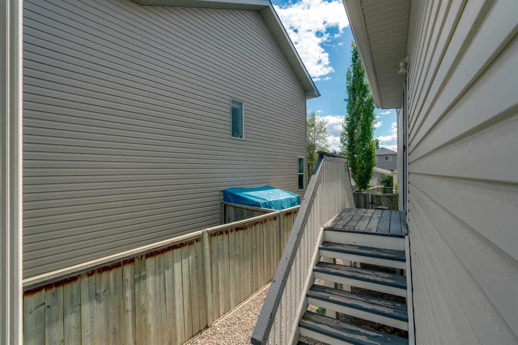 279 Covehaven View NE
