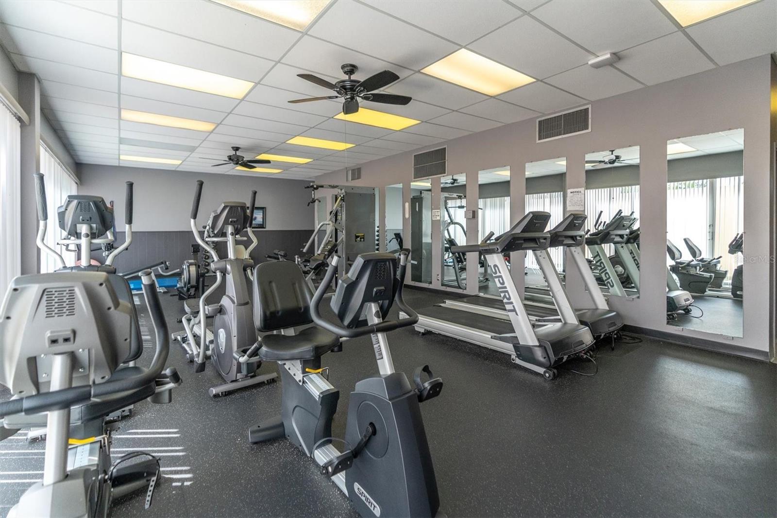 7400 SUN ISLAND DR S #307