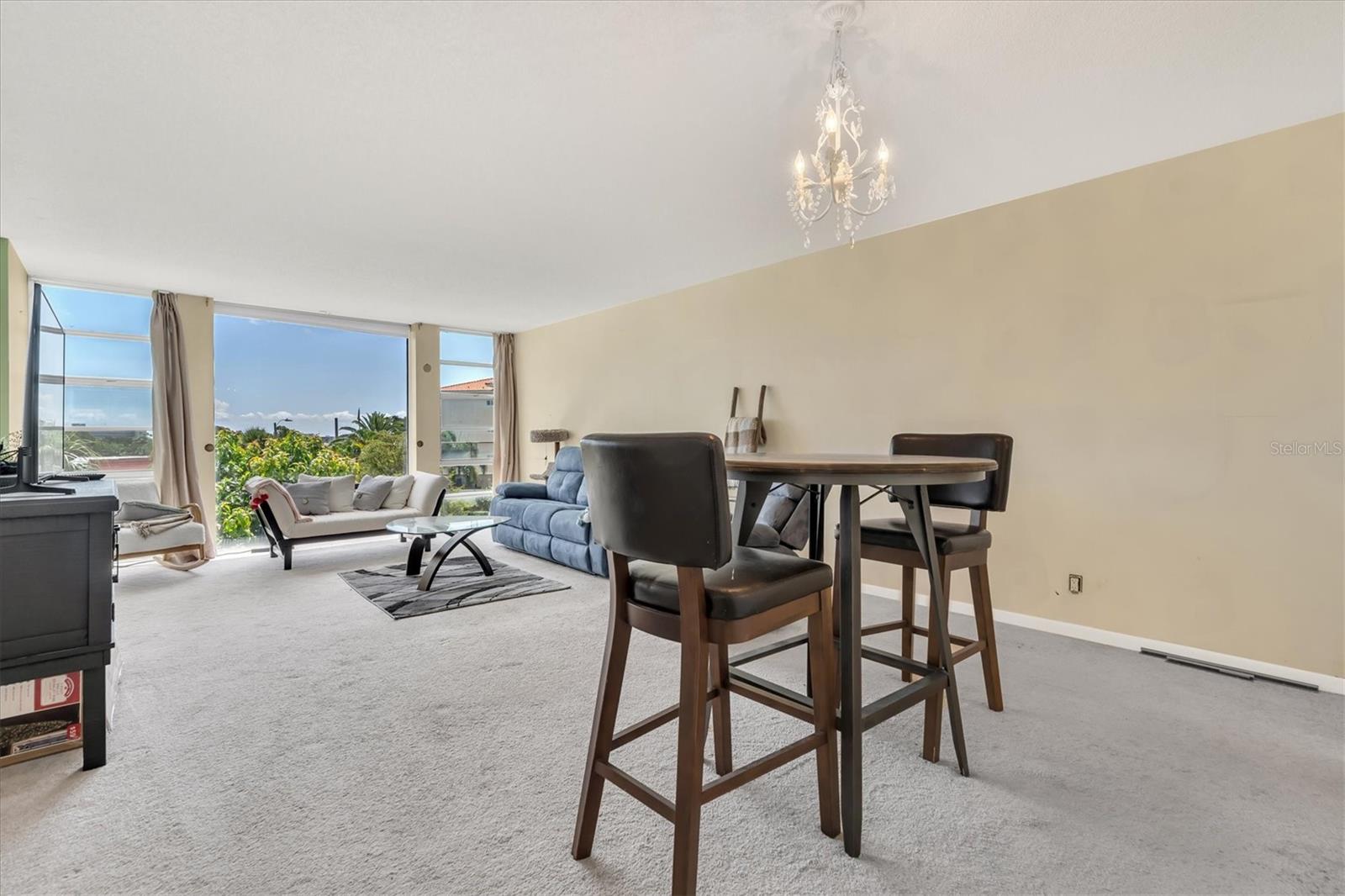 7400 SUN ISLAND DR S #307