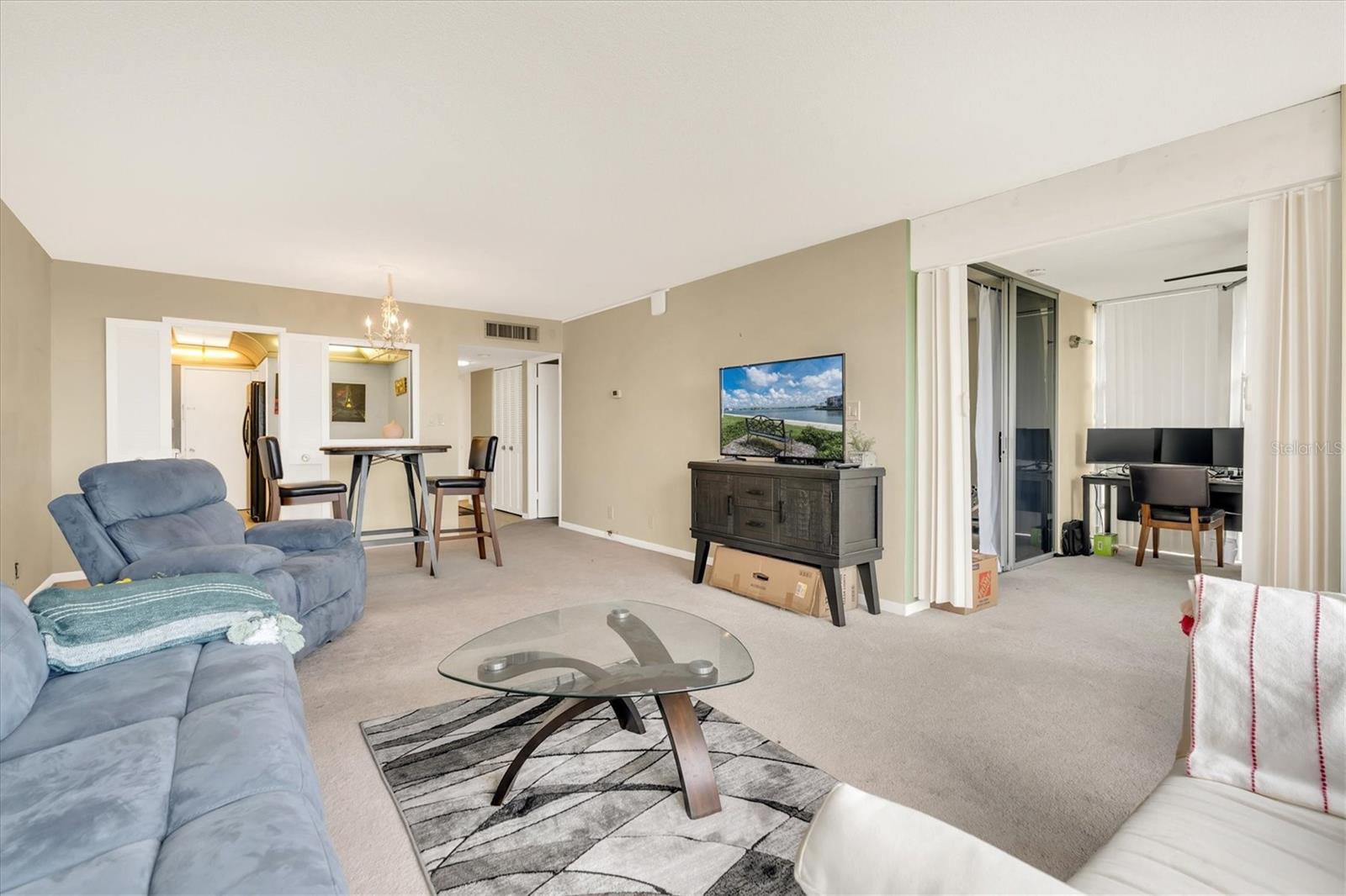 7400 SUN ISLAND DR S #307