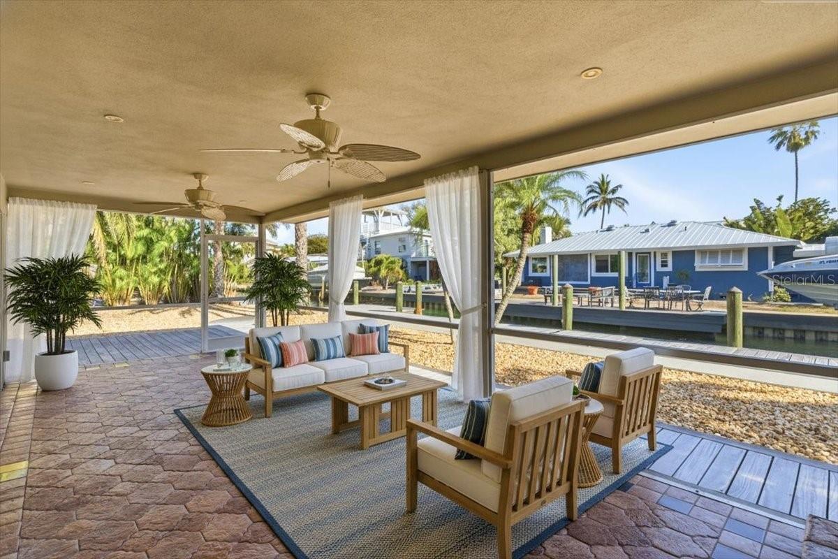 834 JUNGLE QUEEN WAY