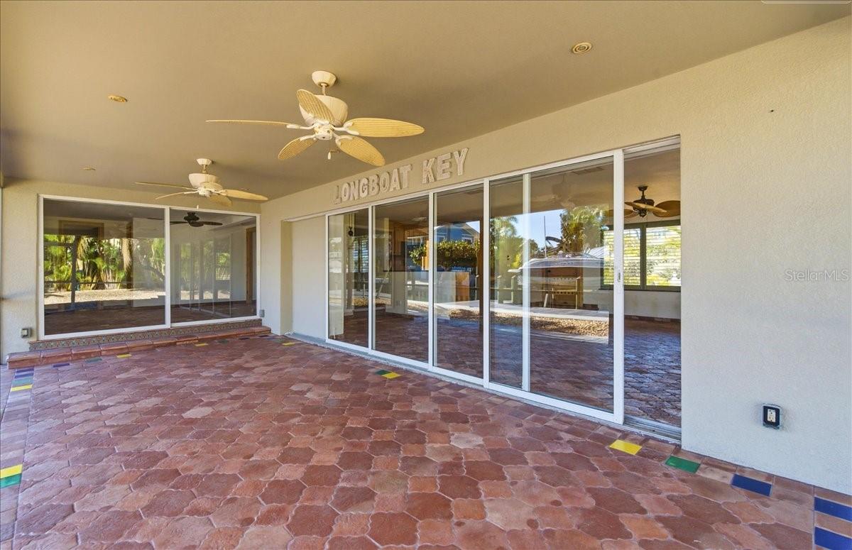 834 JUNGLE QUEEN WAY