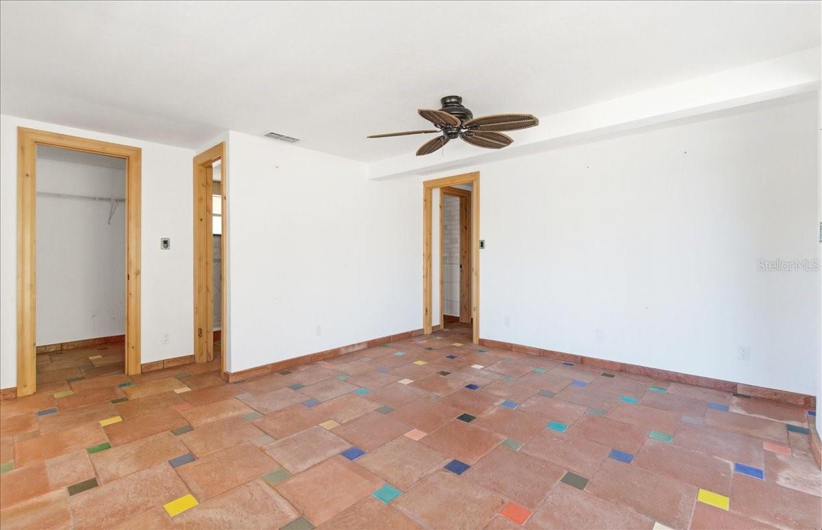 834 JUNGLE QUEEN WAY