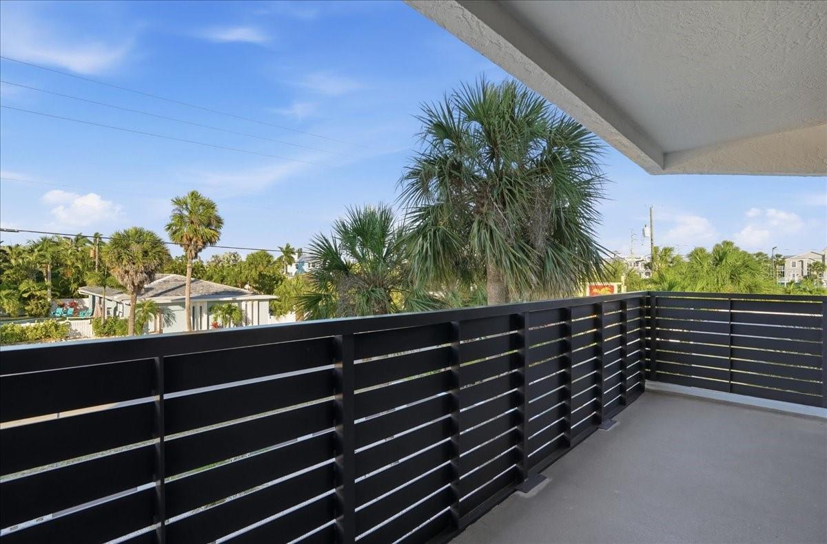 6804 GULF DR #6804