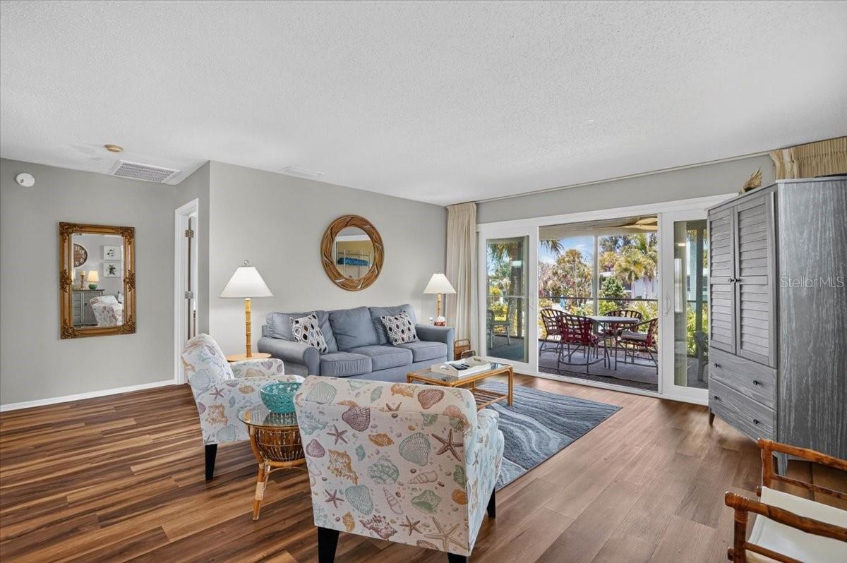 600 MANATEE AVE #230