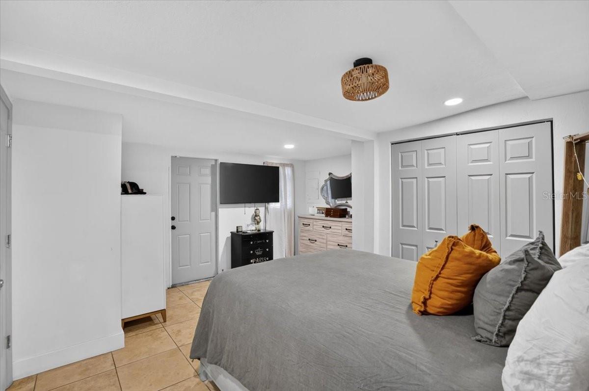1417 19TH ST W