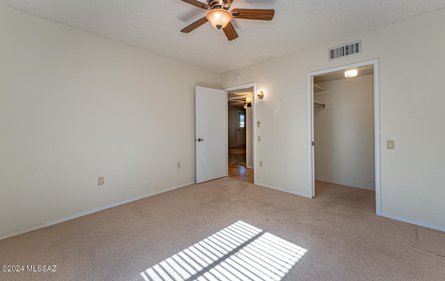 1211 N Paseo Del Cervato