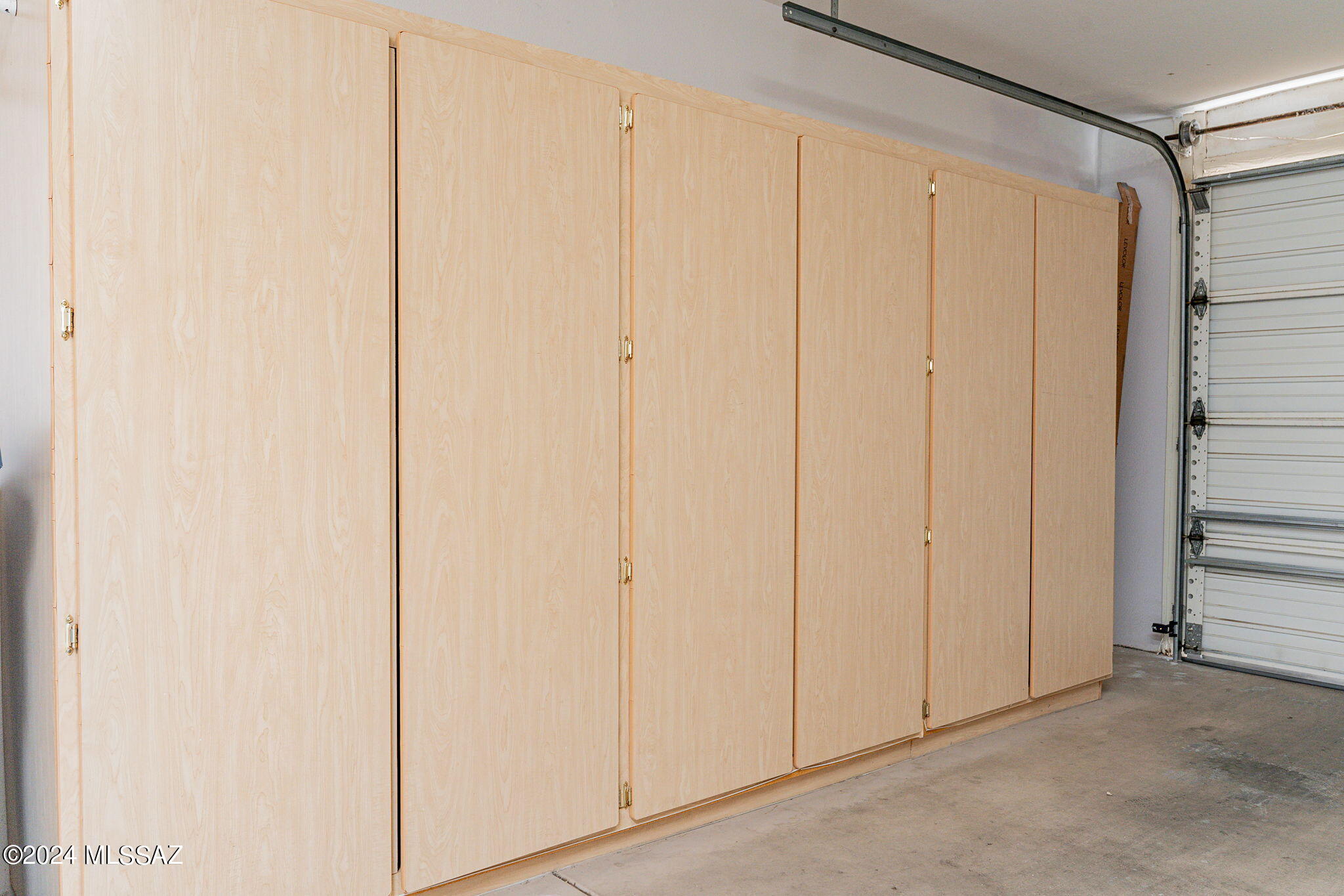 774 W Calle De Emilia