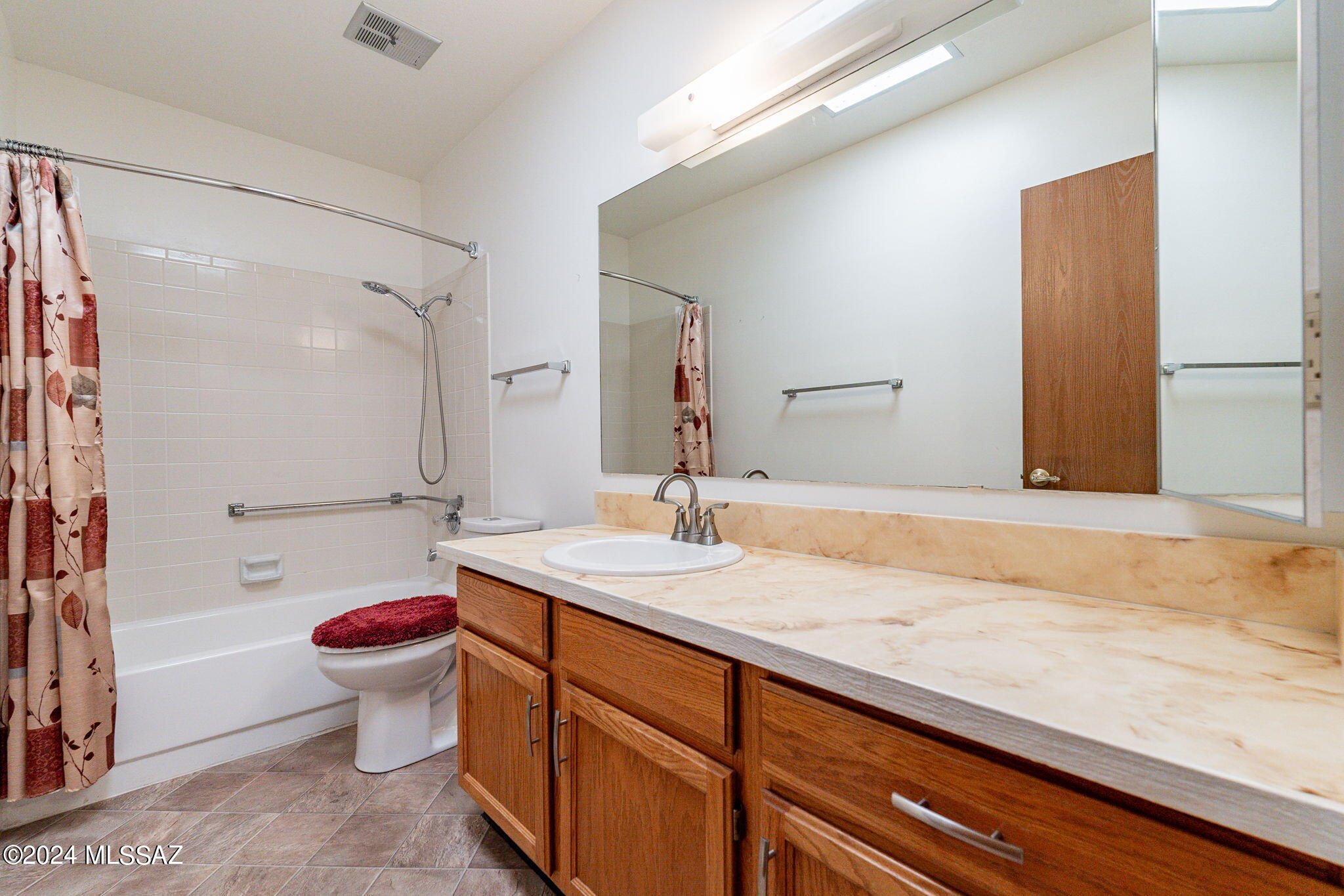 774 W Calle De Emilia