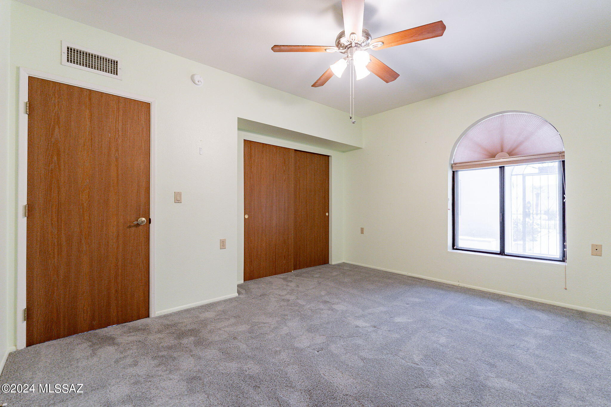 774 W Calle De Emilia