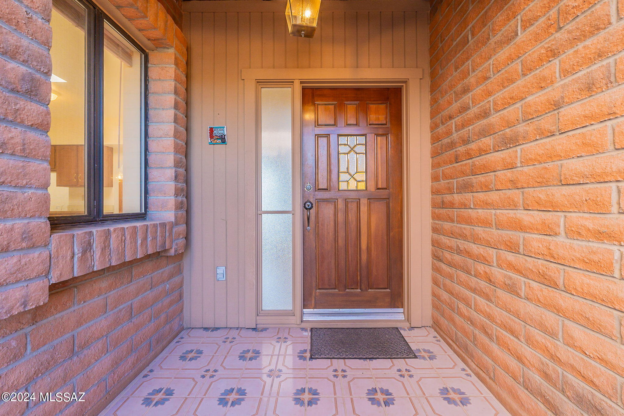 1050 W Camino Del Pato