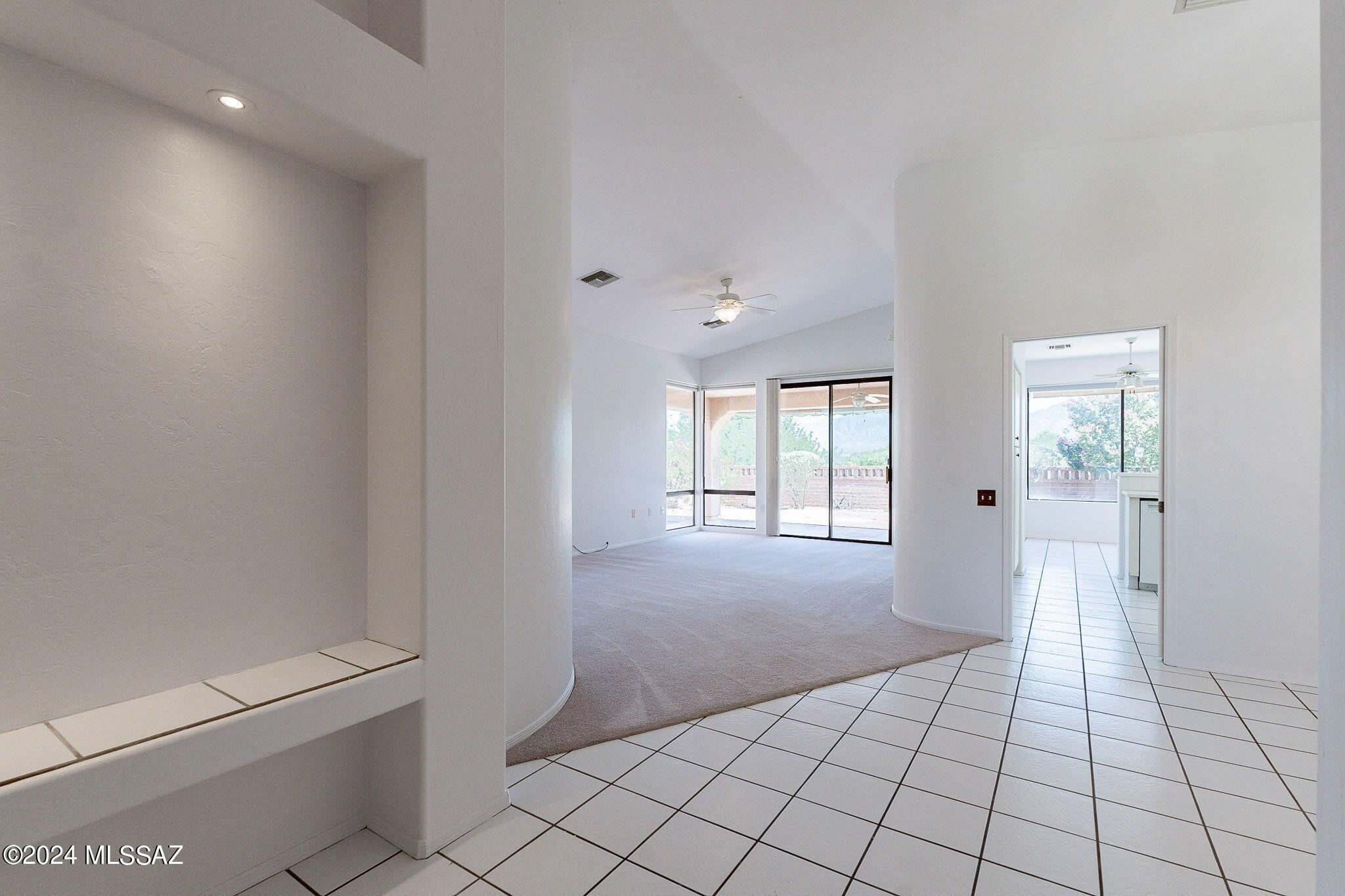 1825 W Placita De Diciembre