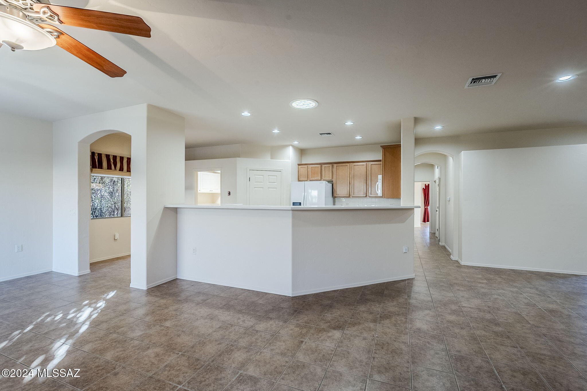 83 E Calle de la Semilla