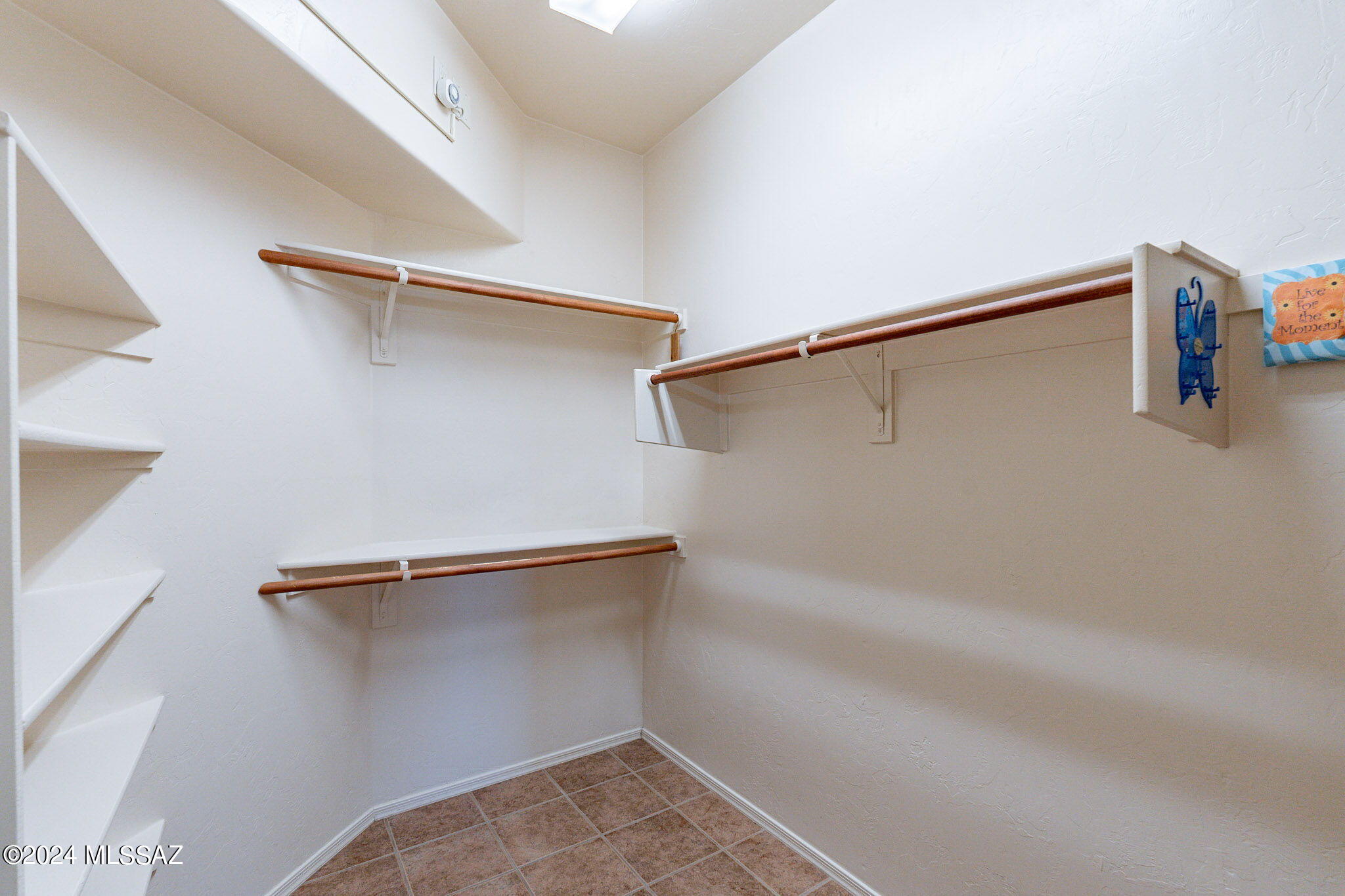 83 E Calle de la Semilla