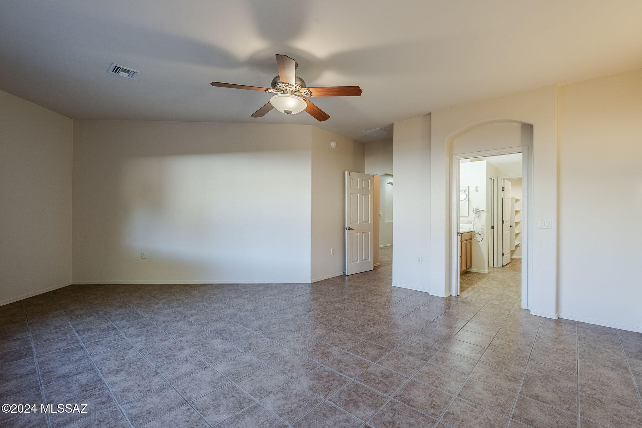 83 E Calle de la Semilla