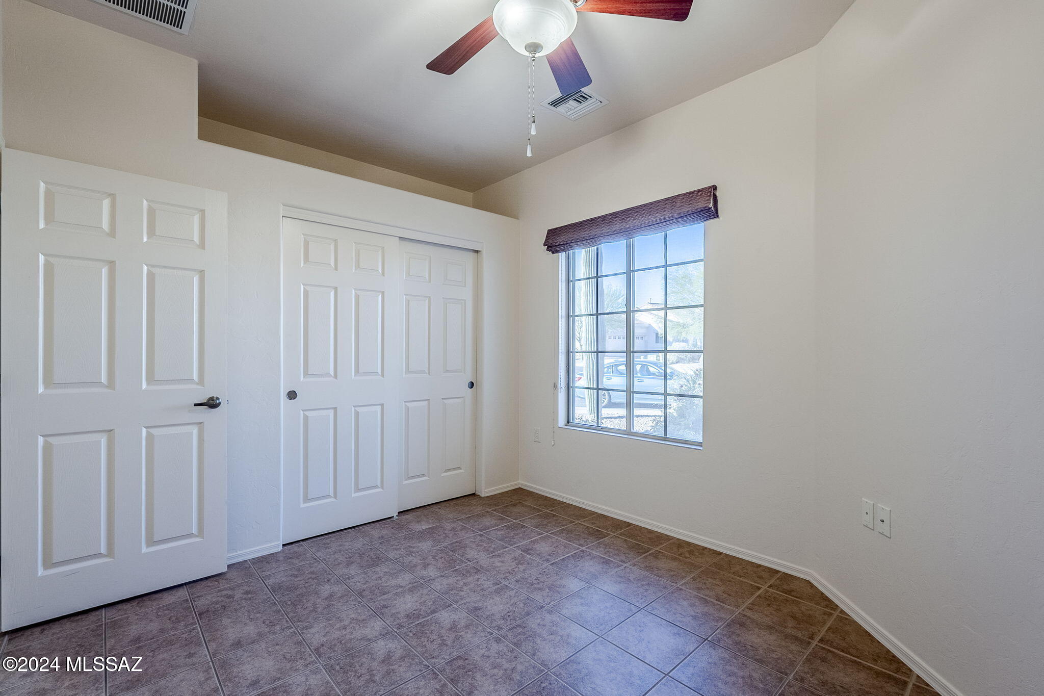 83 E Calle de la Semilla