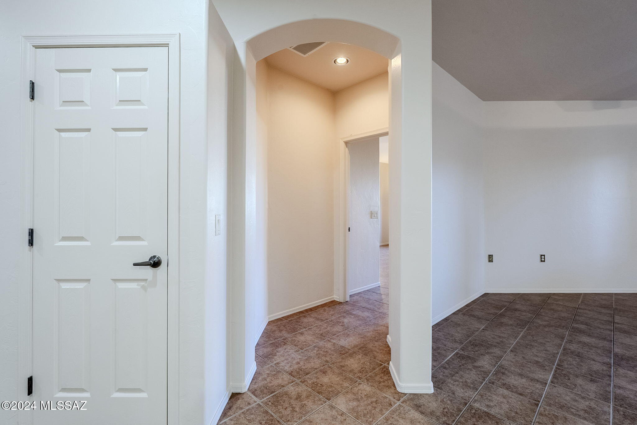 83 E Calle de la Semilla