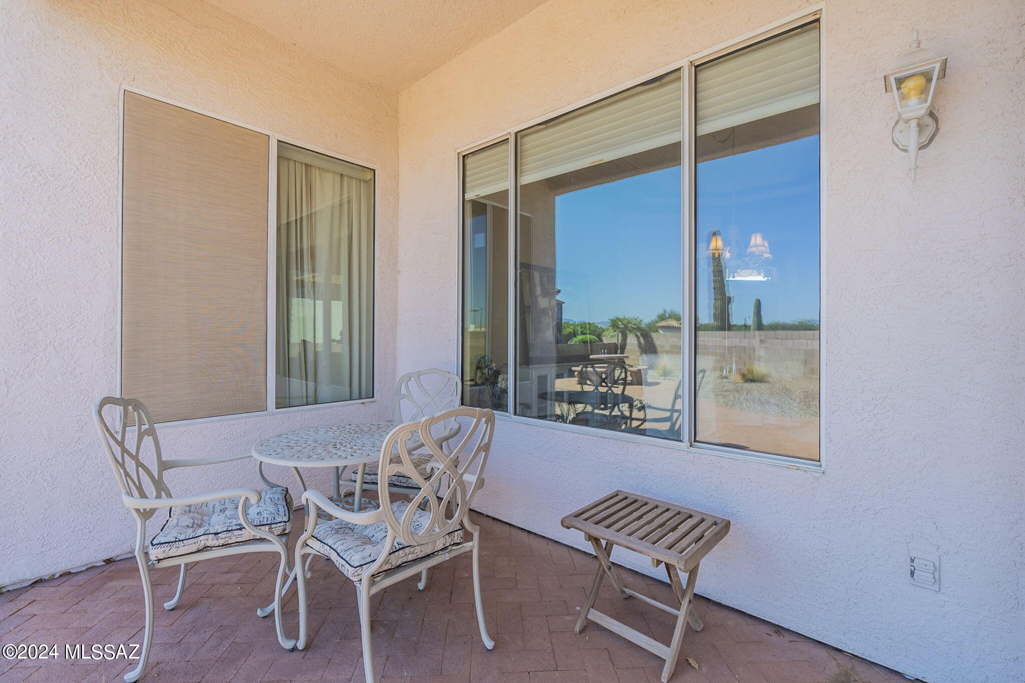 274 W Continental Vista Place