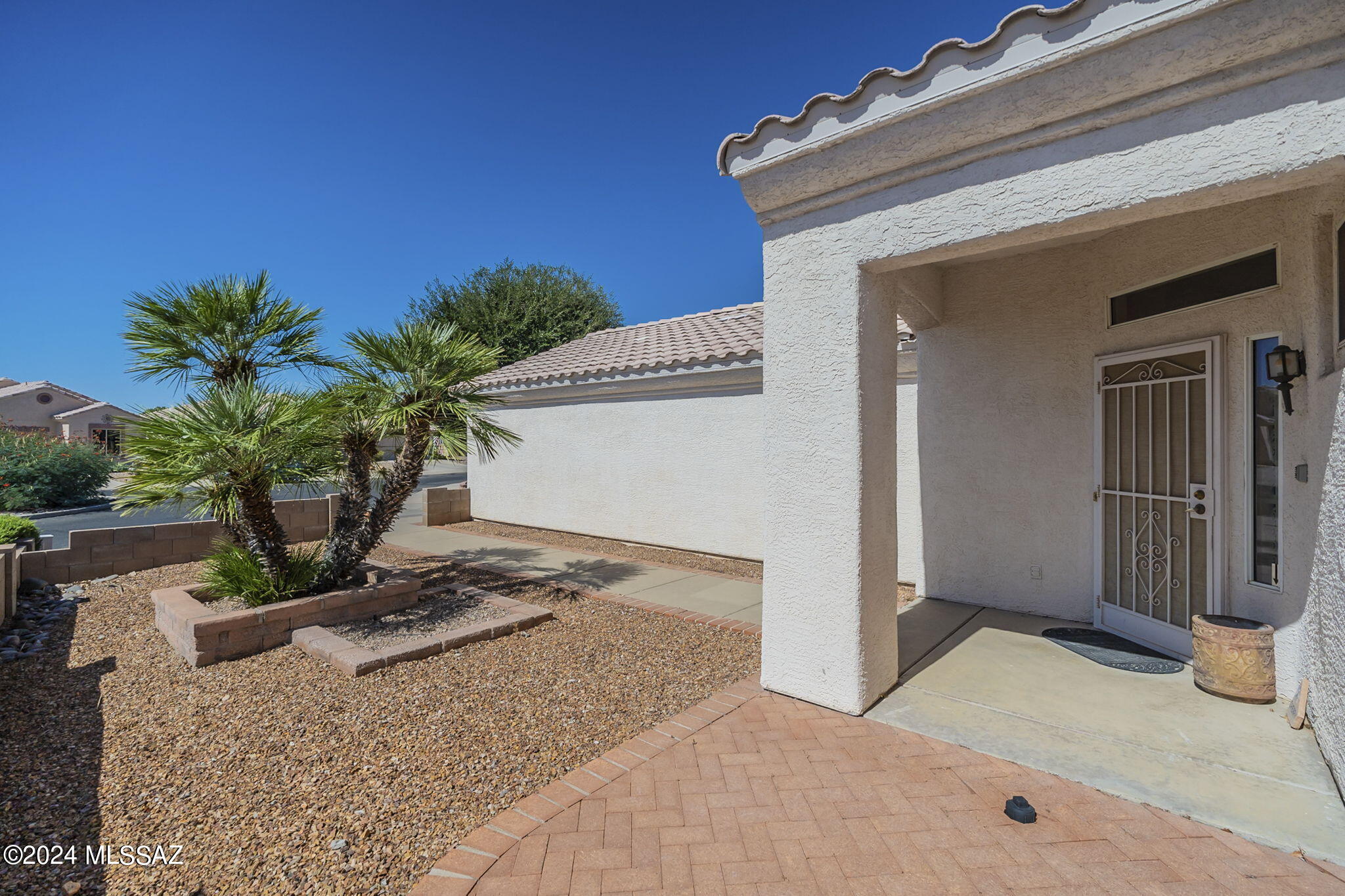 274 W Continental Vista Place