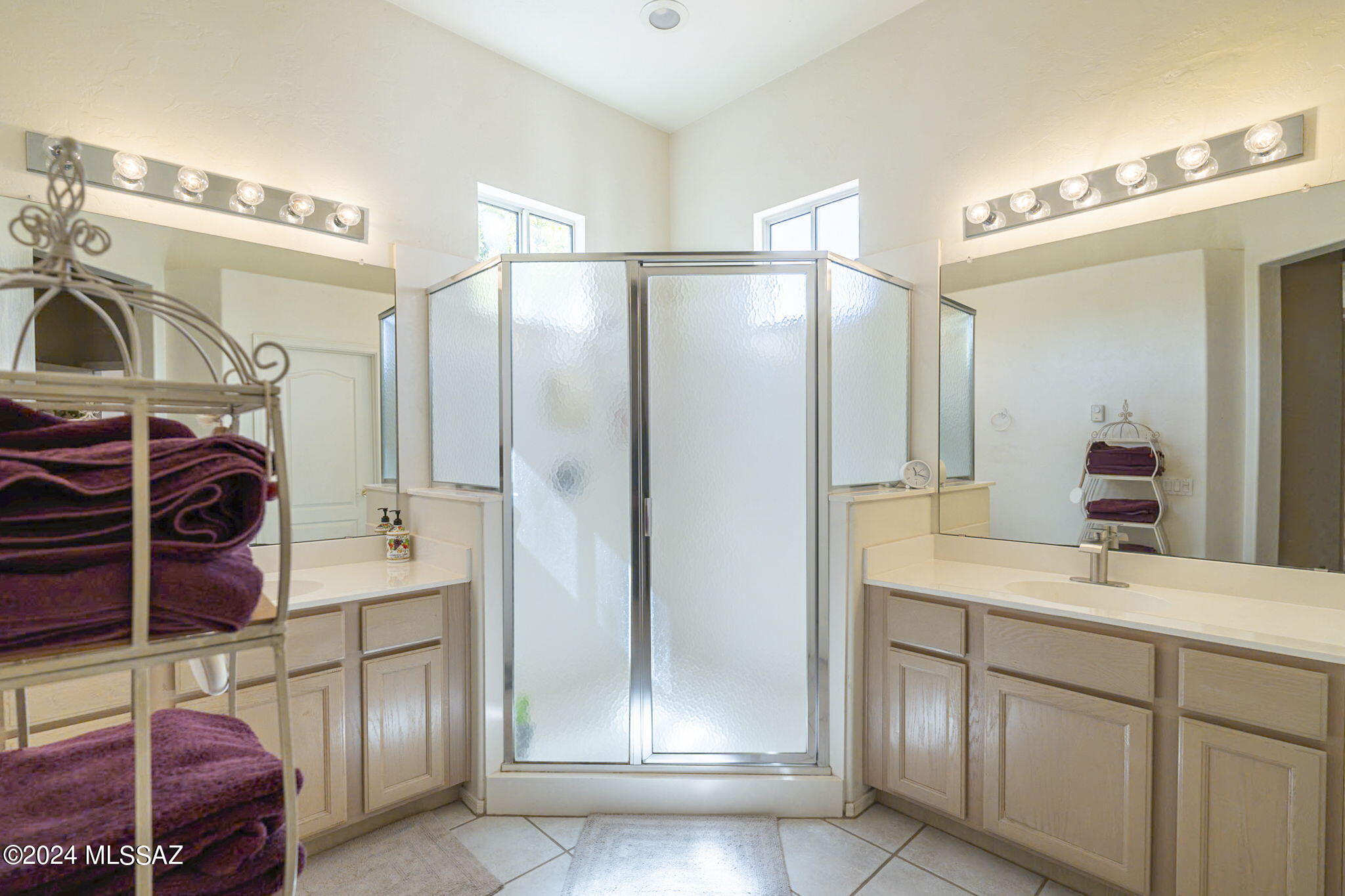 274 W Continental Vista Place