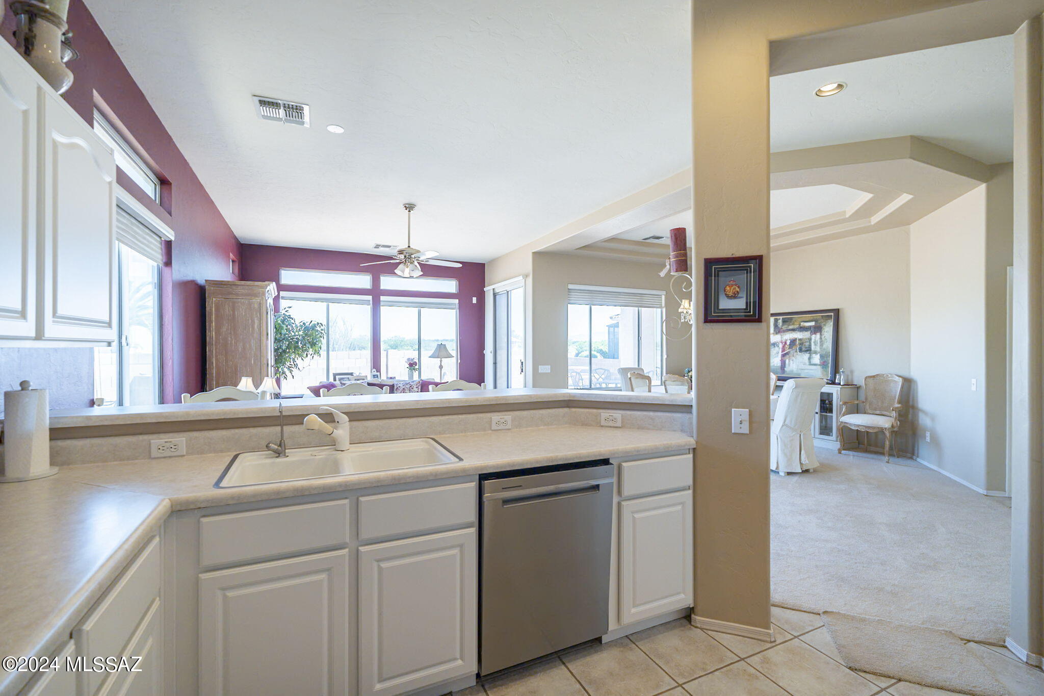 274 W Continental Vista Place