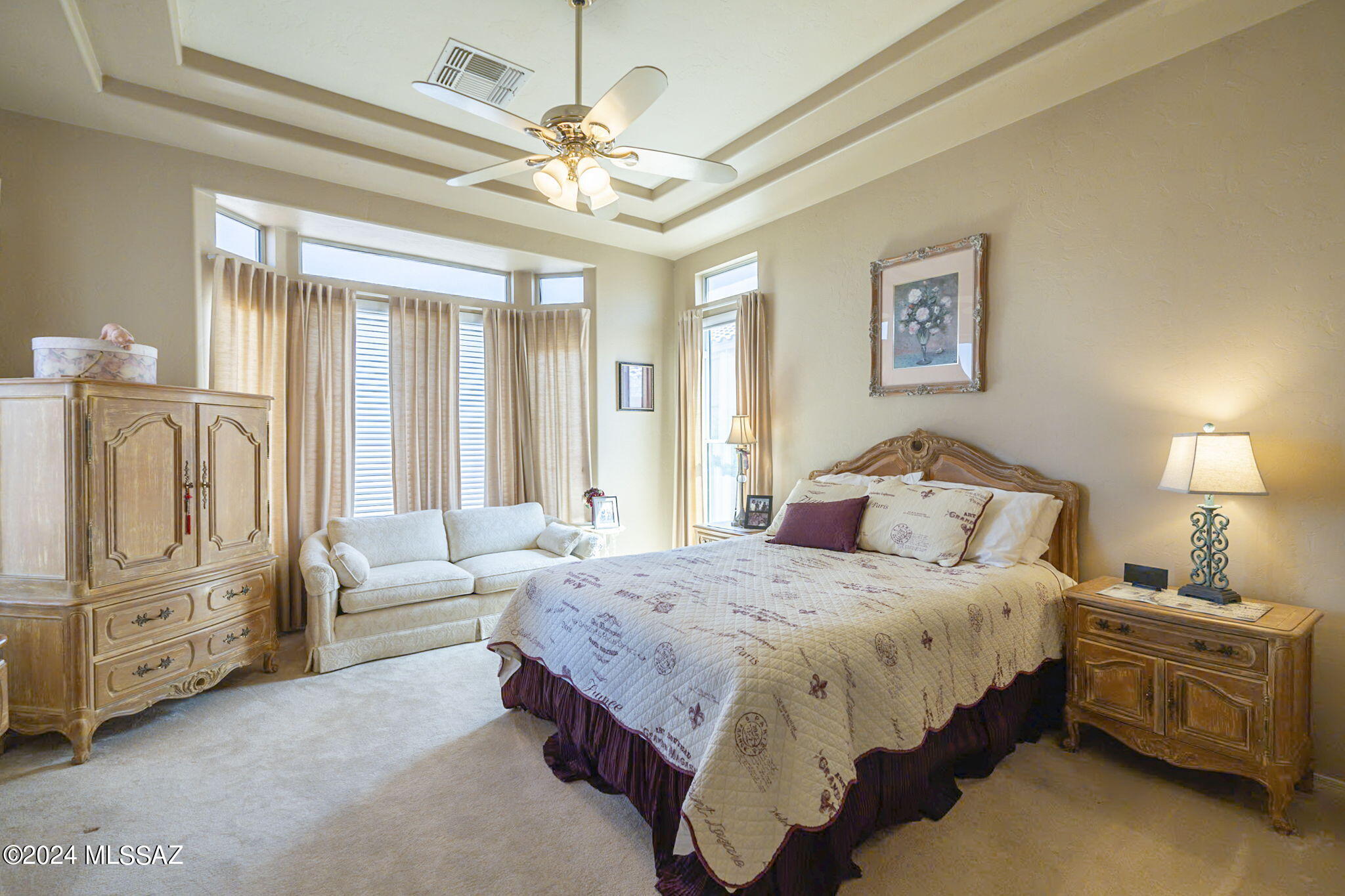 274 W Continental Vista Place