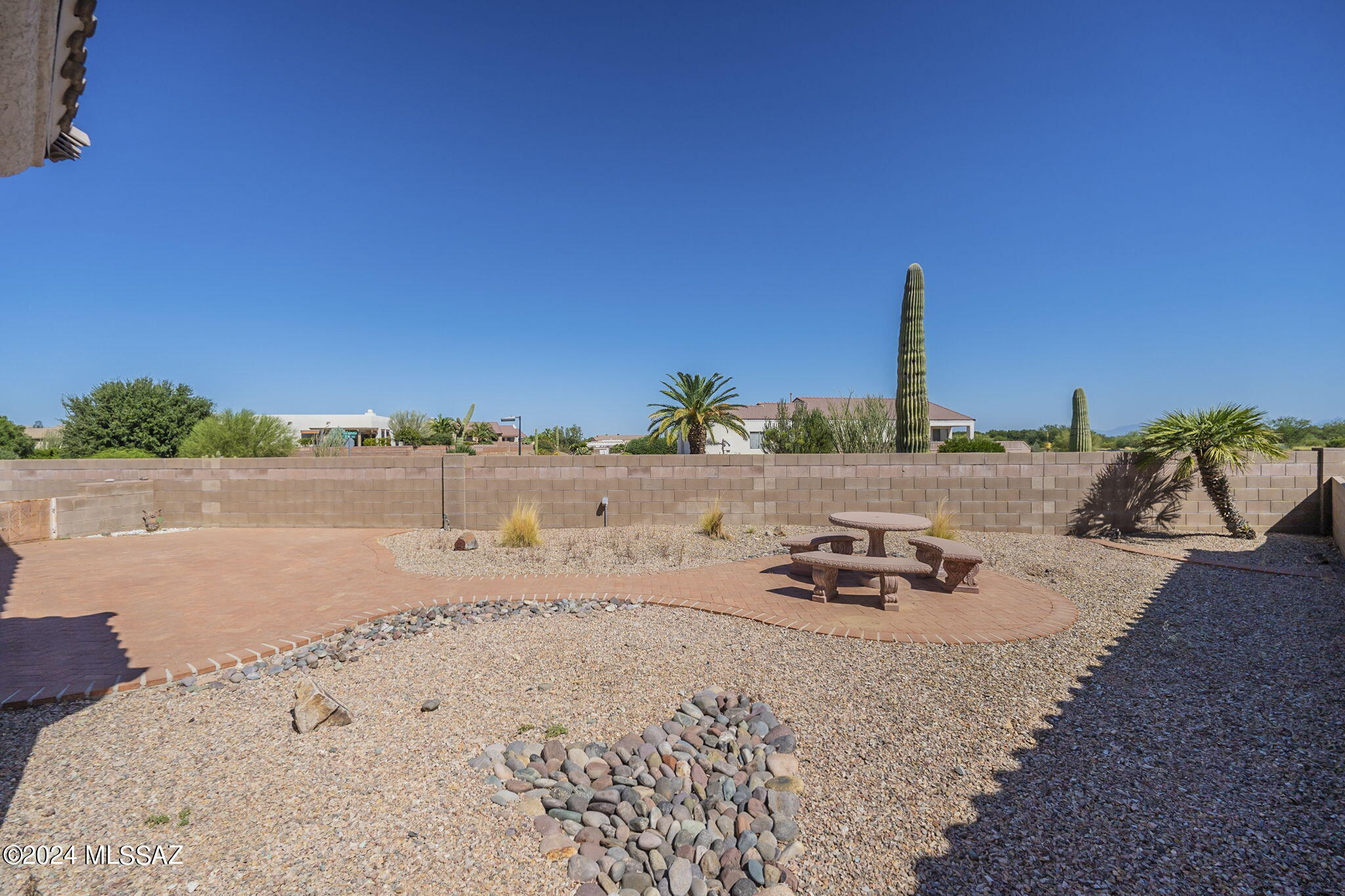 274 W Continental Vista Place