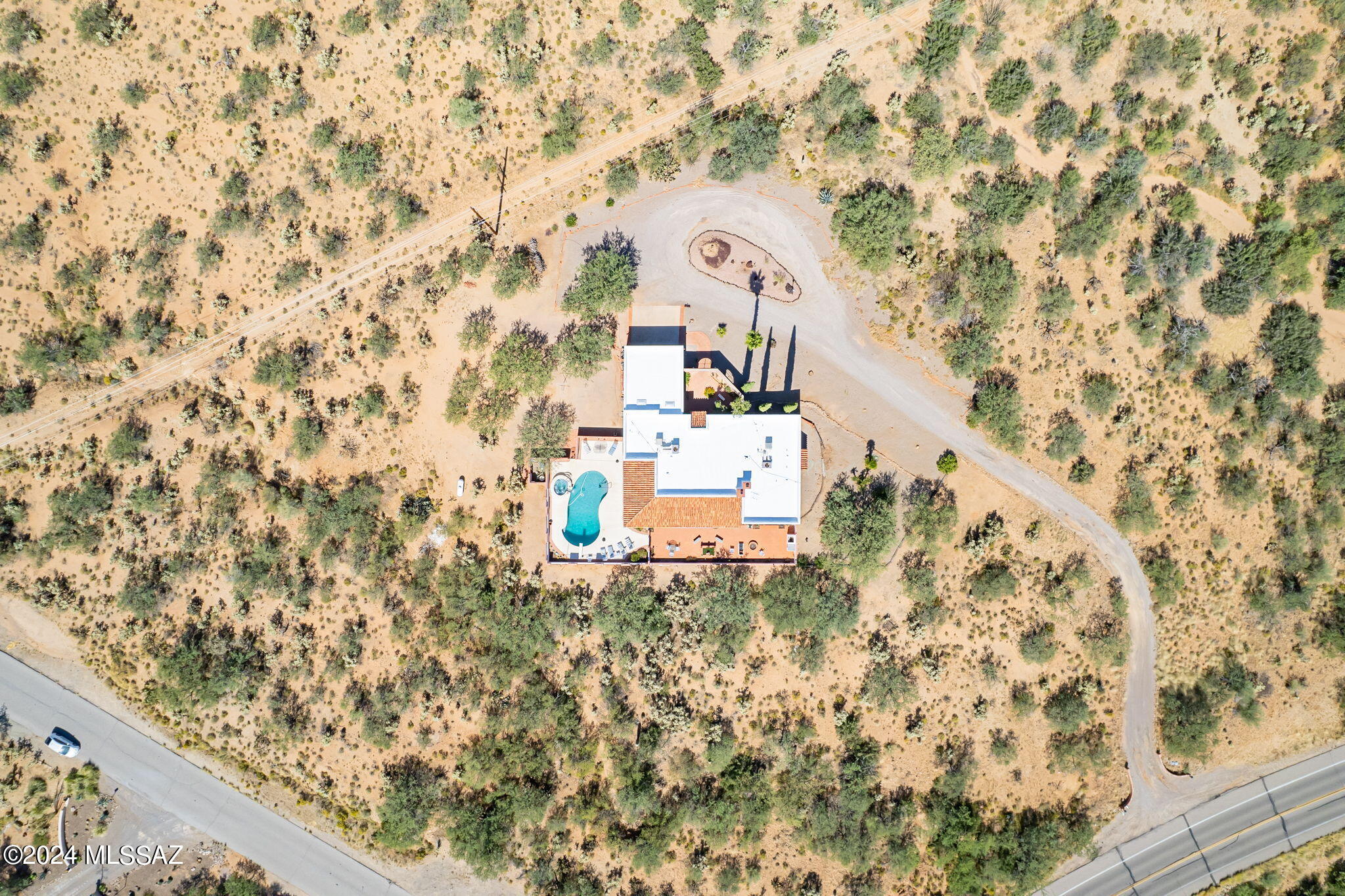 1818 S Camino Del Sol