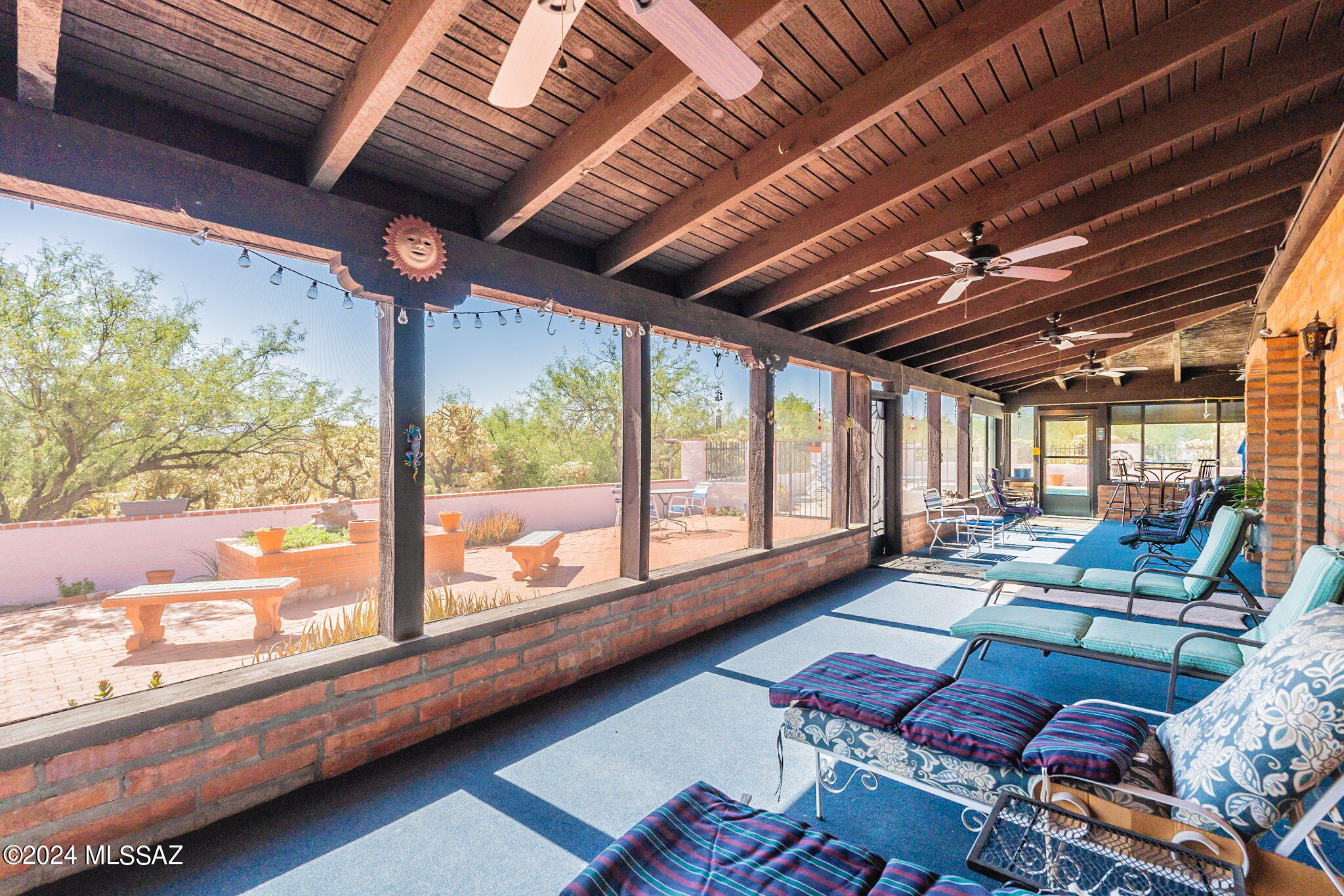 1818 S Camino Del Sol