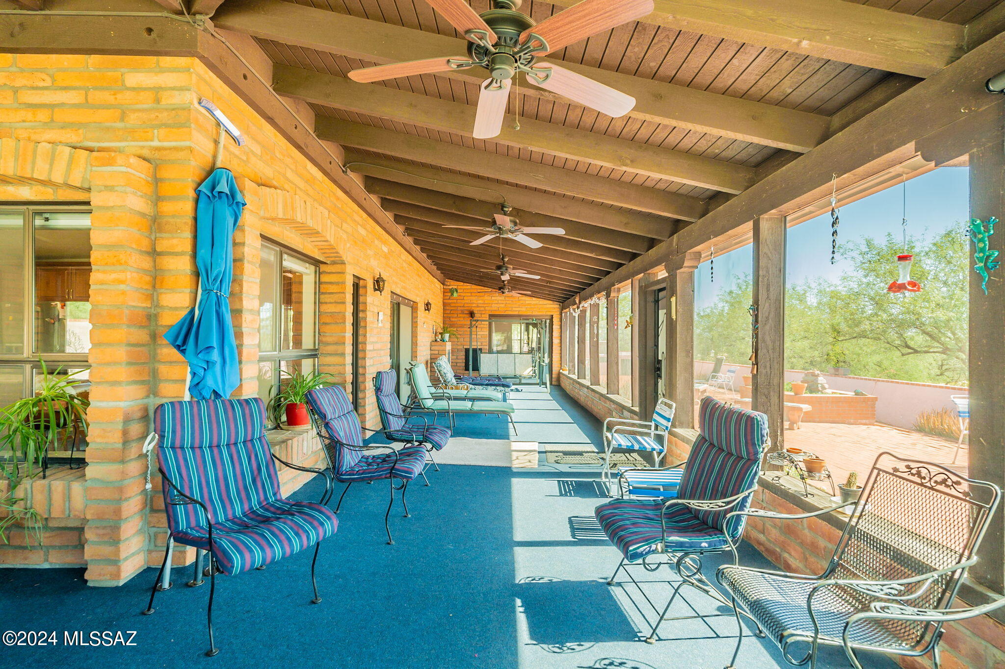 1818 S Camino Del Sol