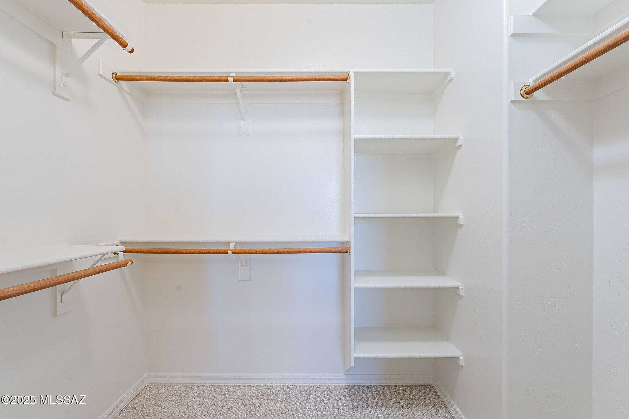 1911 E Canyon Wren Way