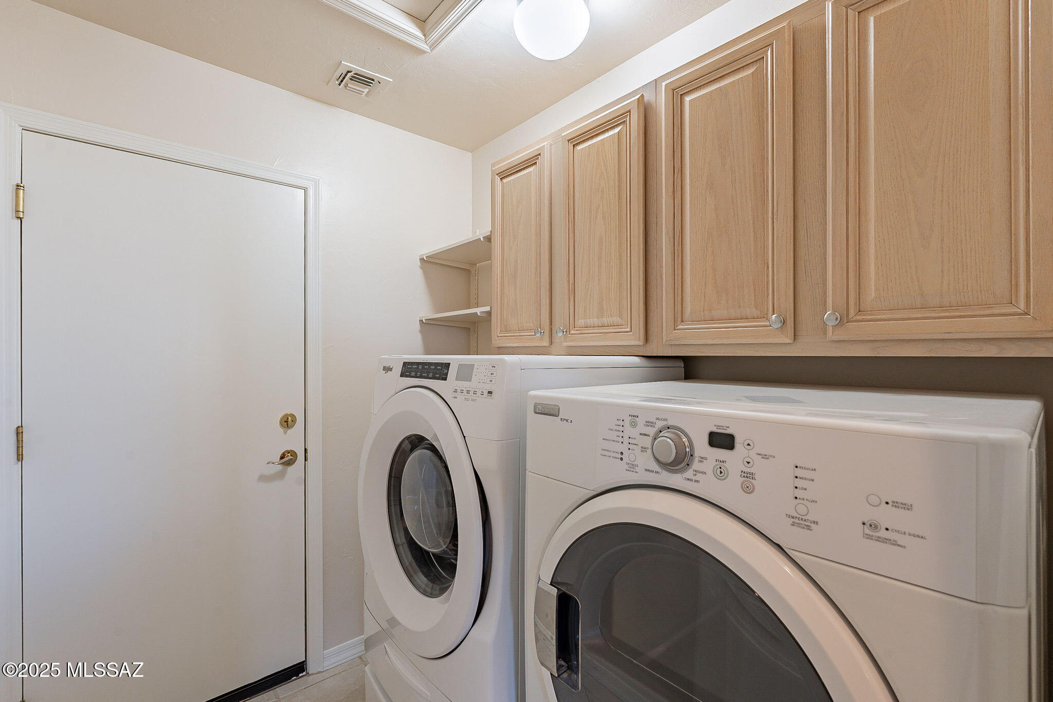 1911 E Canyon Wren Way