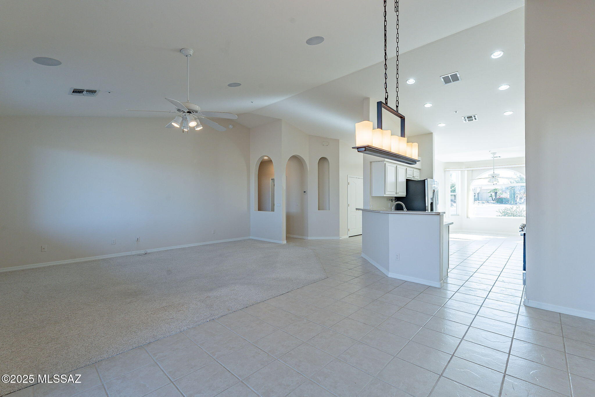 1911 E Canyon Wren Way