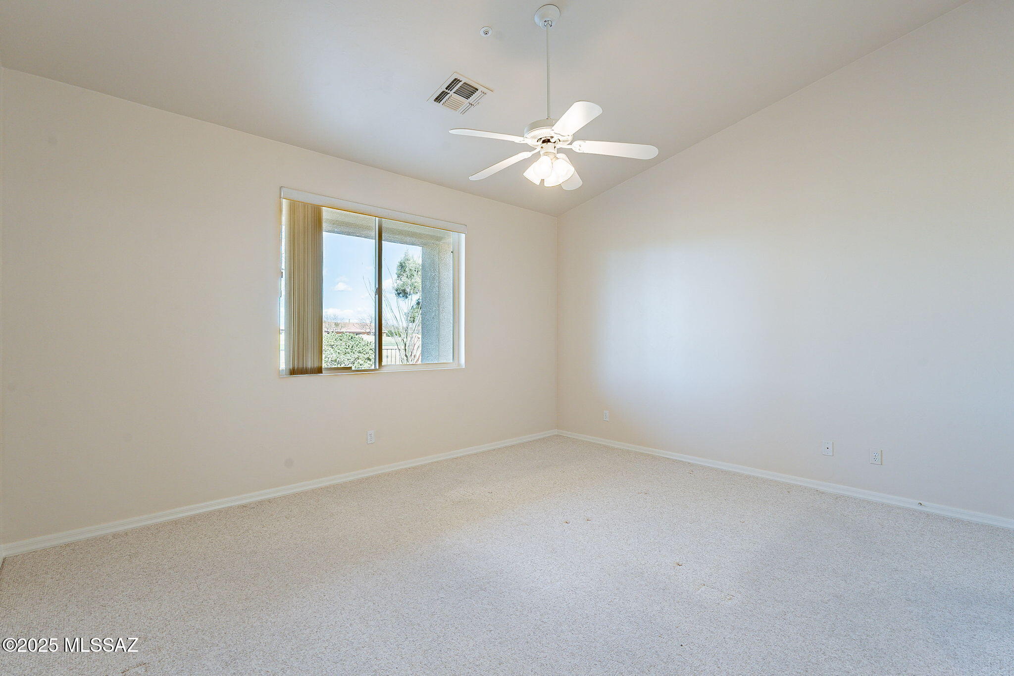 1911 E Canyon Wren Way