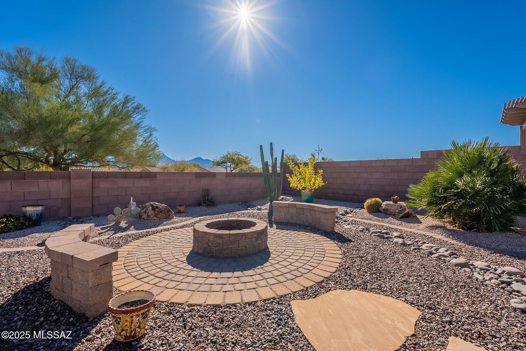 770 N Observation Trail