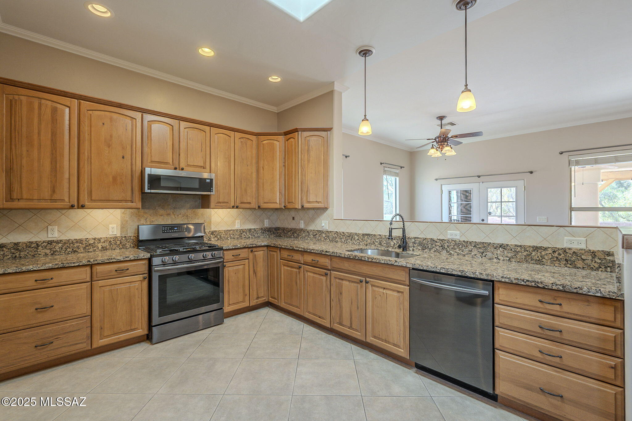 1449 W Calle Del Mito