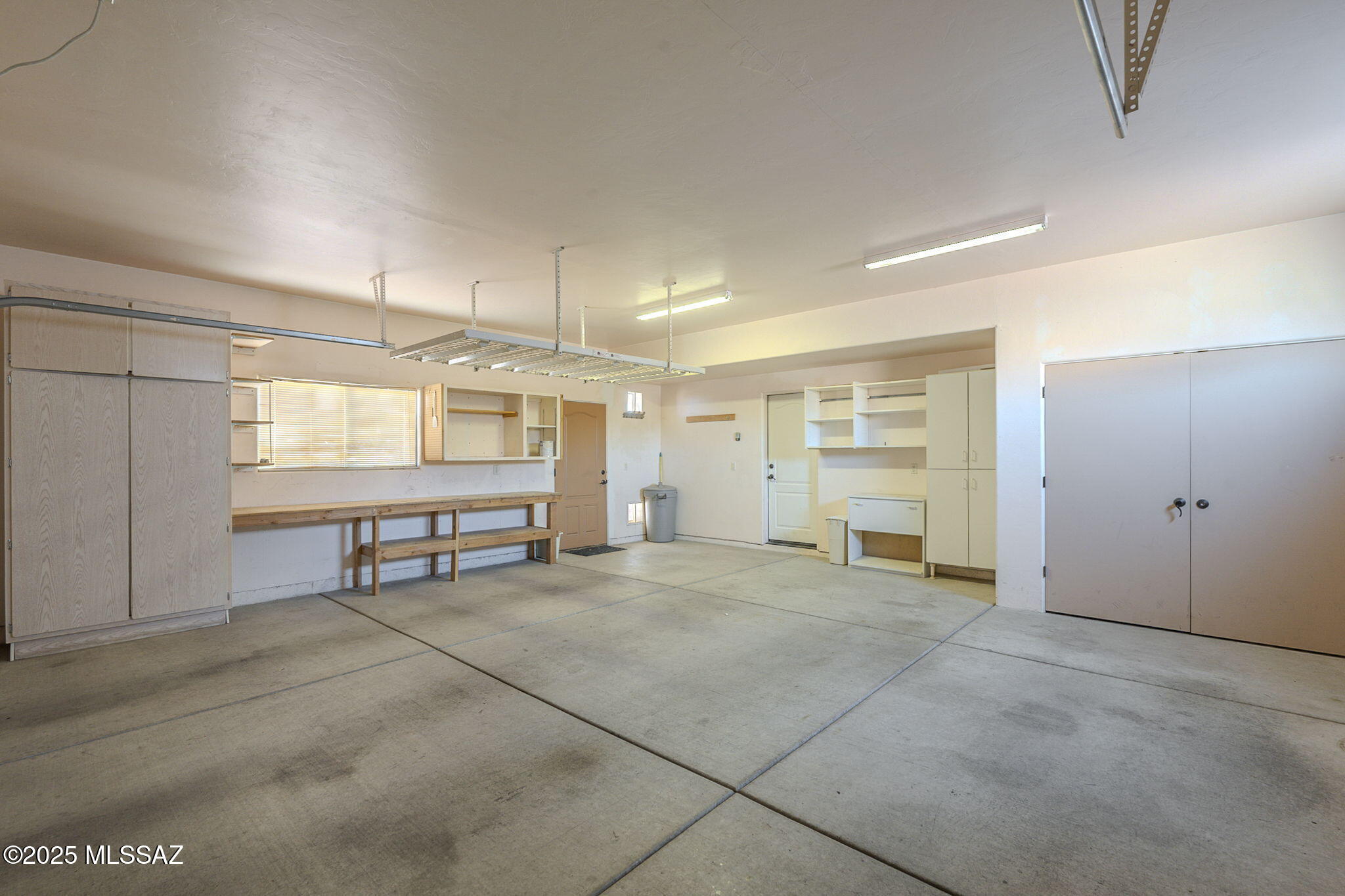 1449 W Calle Del Mito